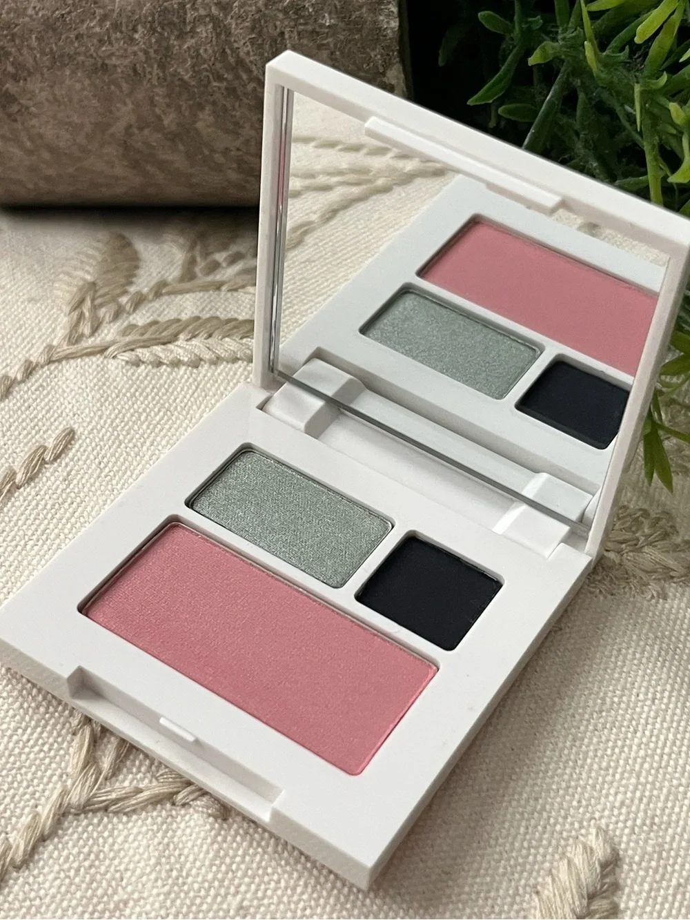 Cliniques~ Smoke & Mirrors, Wave after wave & Cupid Limited Ed Palette ~New~